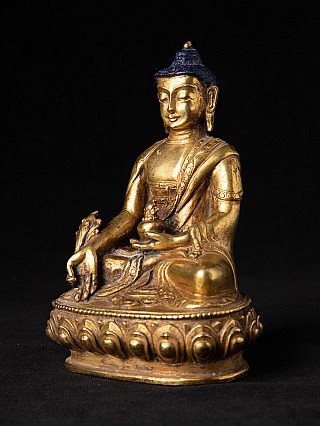 Bronzen Medizinbuddha aus Nepal mit Schale in der Hand, Dreiviertelansicht