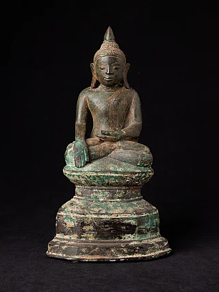 Shan Buddha statue in bronze from Burma (Myanmar), seated in bhumisparsha mudra, full front