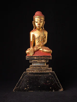 Antique wooden Shan Buddha statue