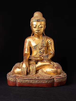 Antique wooden Mandalay Buddha