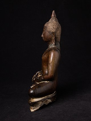 Antique bronze Thai Buddha statue