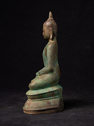 Arakan-Buddha-Statue aus Bronze, linke Seitenansicht in Sitzhaltung