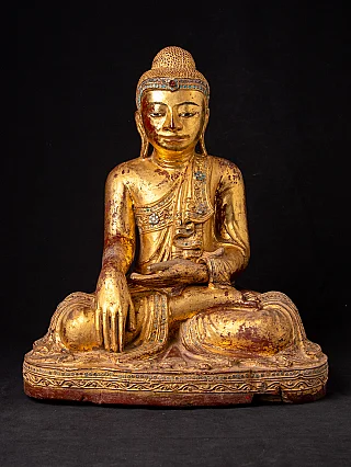 Antique wooden Mandalay Buddha