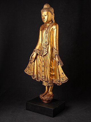 Mandalay Buddha statue from Burma (Myanmar) in wood, three-quarter left view