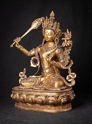Nepalesische Manjushree-Statue aus Bronze in Dreiviertelansicht mit Schwert und aufwendiger Krone