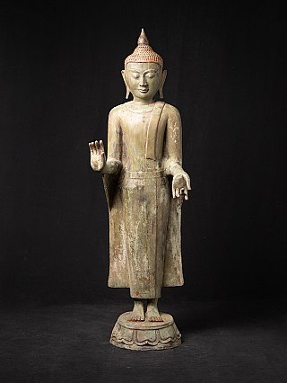 Stehende Bronze-Buddha-Statue aus Burma (Myanmar) auf Lotussockel, Vorderansicht mit Abhaya-Mudra