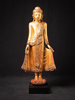 Stehende Mandalay-Buddha-Statue aus Holz aus Burma (Myanmar), Frontalansicht
