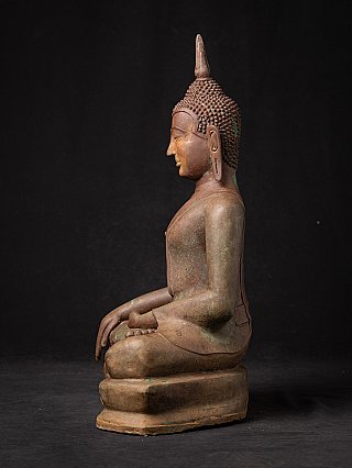 Old bronze Thai Buddha statue