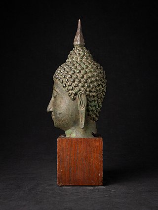 Old Thai bronze Buddha head