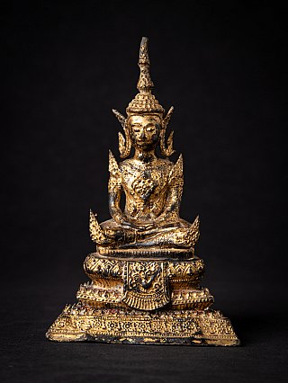 Antique Thai bronze Buddha statue seated in dhyana mudra, full front view