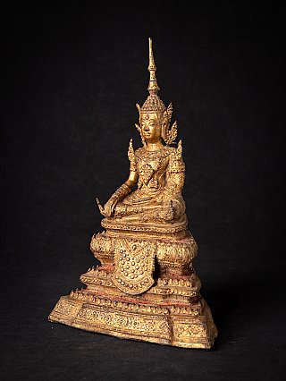 Antique bronze Thai Rattanakosin Buddha statue