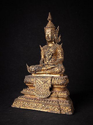 Antique bronze Thai Rattanakosin Buddha