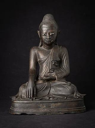 Antike bronze Mandalay Buddhafigur
