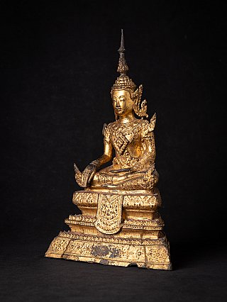 Antique bronze Thai Buddha statue