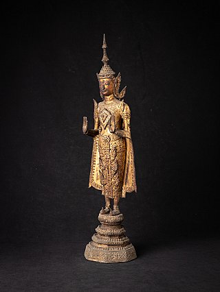 Antique bronze Thai Buddha statue