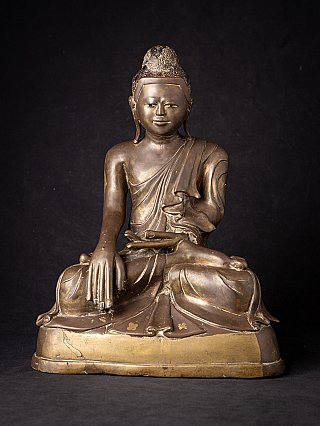 Burmese Mandalay bronze Buddha statue seated in bhumisparsha mudra, full front view