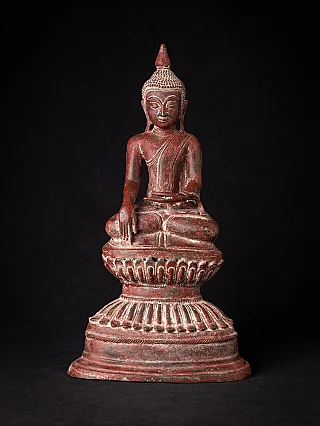 Special antique Burmese Buddha statue