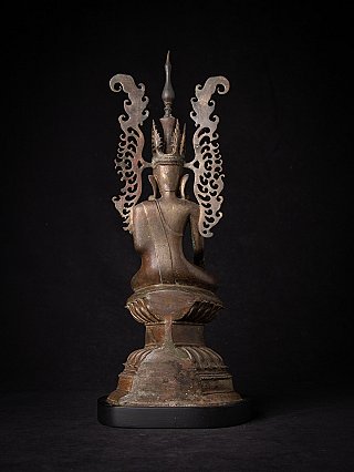 Bronze crowned Buddha statue from Myanmar with openwork aureole, rear view