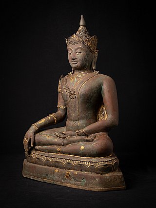 Antique bronze Thai Lanna Buddha statue
