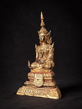 Antique bronze Thai Buddha statue