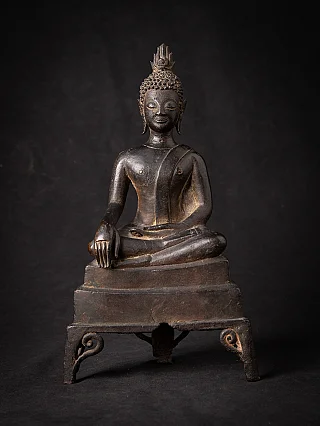 Bronze Lanna Buddha statue from Thailand, 16th century, seated on stepped base, full front view