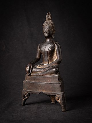 Lanna Buddha statue in bronze from Thailand, three-quarter view showing base and hands