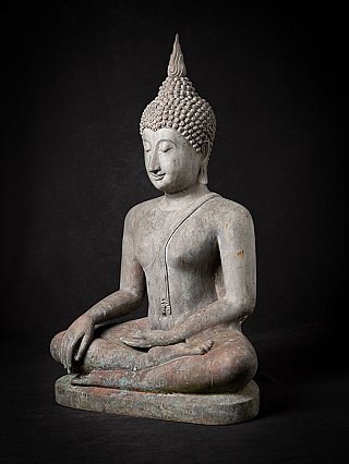 Old bronze Thai Sukhothai Buddha