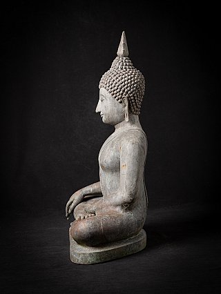 Old bronze Thai Sukhothai Buddha