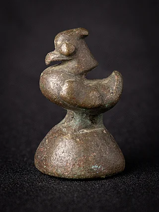 Bronze opium weight from Burma (Myanmar), 18th century, bird-shaped side view