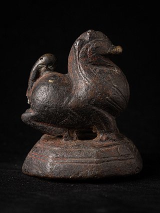 Bronze opium weight (Burma/Myanmar), side view with bird head and rounded body