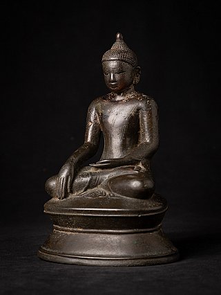 Buddha-Statue aus Bronze aus Burma (Myanmar), Ava-Stil, Dreiviertelansicht von links