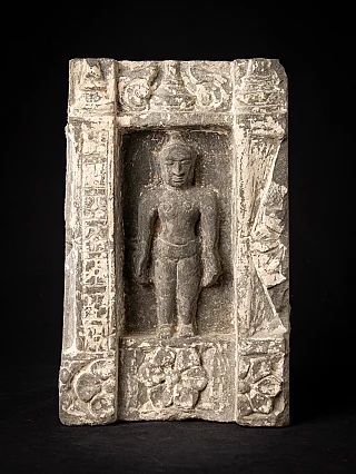 Antiek stenen Jain beeld