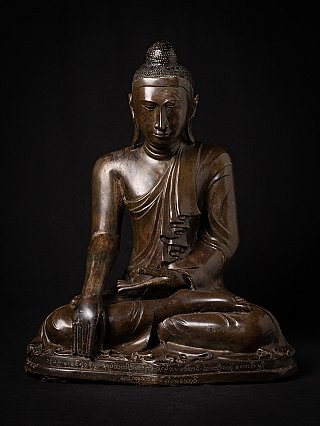 Bronze-Buddha-Statue aus Myanmar (Mandalay), sitzend in Bhūmisparśa-Mudrā, Frontalansicht