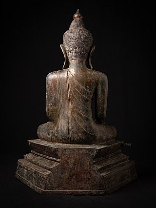 Rear view of the Shan bronze Buddha statue from Burma (Myanmar), robe drape visible