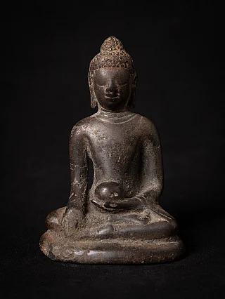 Pyu bronze Buddha statue from Burma (Myanmar), seated in bhumisparsha mudra, front view