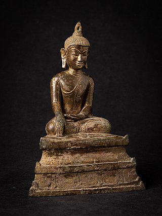 Original bronze Bagan Buddha