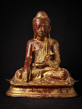 Burmese Mandalay Buddha statue in bronze, seated in bhumisparsha mudra, full front view