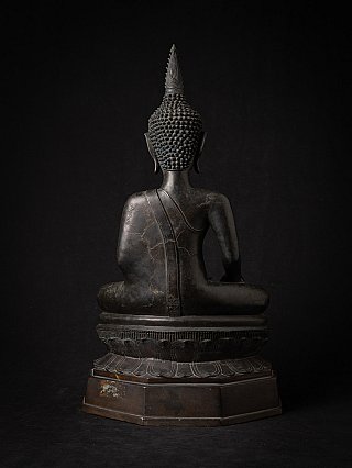 Bronze Buddha statue from Laos, rear view showing back and robe line