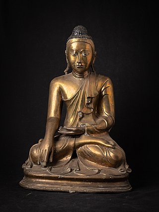 Antike Bronze-Buddha-Statue aus Burma im Mandalay-Stil, sitzend in Bhumisparsha-Mudra, Frontalansicht
