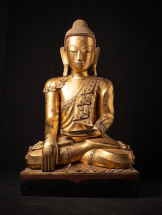 Burmese lacquerware Buddha statue seated in bhumisparsha mudra, full front view