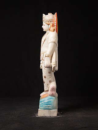 Vishnu statue in marble from India, left side profile with draped cloth and base