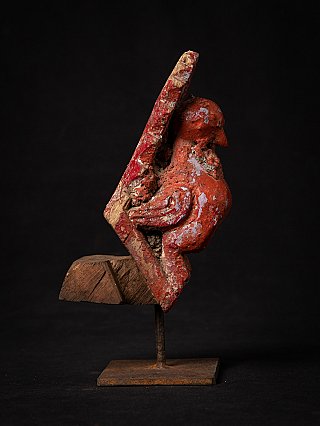 Antike indische Vogelstatue / Tempelornament