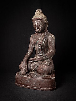Lacquerware Buddha statue from Burma (Myanmar), three-quarter left view
