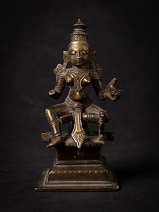 Murugan Kartikeya bronze statue from India (17th–18th century), seated, full front view