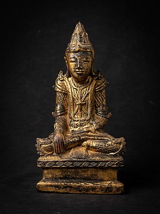Antike hölzerne Shan-Buddha-Statue aus Burma, sitzend auf Sockel, Frontalansicht