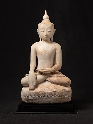 Antike burmesische Buddha-Statue aus Marmor, sitzend in Bhūmisparśa-Mudrā, Frontalansicht