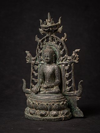 Bronze Buddha statue from Myanmar, Pyu style, three-quarter left view with halo