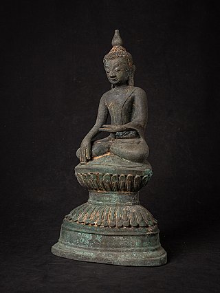 Bronze Buddha statue from Burma (Myanmar), three-quarter left view with tiered base