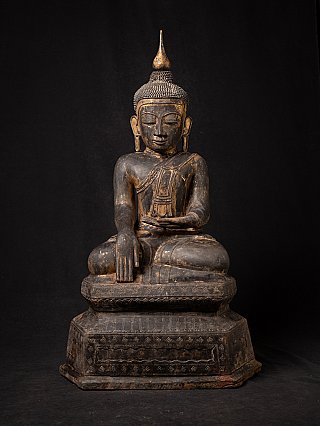 Burmesische Buddha-Statue aus Lackarbeit, sitzend in Bhumisparsha-Mudra, Frontansicht