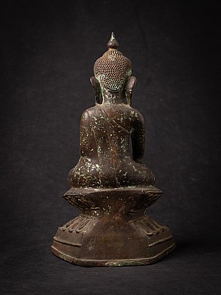 Burmese Shan Buddha statue in bronze, rear view showing back and base
